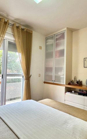 Casa de condomínio à venda com 181m², 4 quartos e 3 vagas Casa de condomínio à venda com 181m², 4 quartos e 3 vagasSuite 1