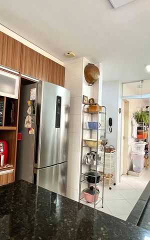 Casa de condomínio à venda com 181m², 4 quartos e 3 vagas Casa de condomínio à venda com 181m², 4 quartos e 3 vagasCozinha