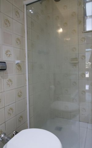Apartamento à venda com 79m², 2 quartos e 1 vagaBanheiro social