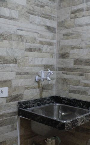 Casa de condomínio à venda com 140m², 3 quartos e 1 vagaÁrea de Serviço