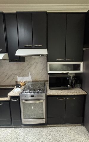 Apartamento à venda com 260m², 4 quartos e 4 vagas Apartamento à venda com 260m², 4 quartos e 4 vagasCozinha