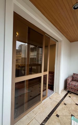 Apartamento à venda com 260m², 4 quartos e 4 vagas Apartamento à venda com 260m², 4 quartos e 4 vagasSala - Sala de Estar Varanda