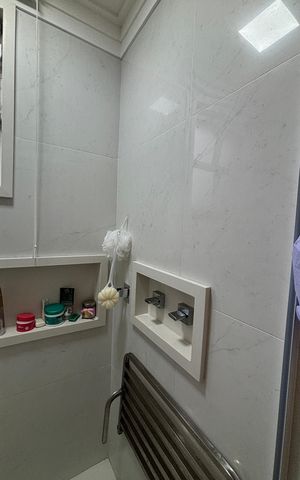 Apartamento à venda com 260m², 4 quartos e 4 vagas Apartamento à venda com 260m², 4 quartos e 4 vagasBanheiro da Suíte 3