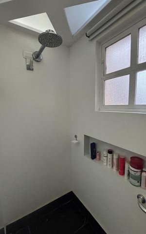 Apartamento à venda com 260m², 4 quartos e 4 vagas Apartamento à venda com 260m², 4 quartos e 4 vagasBanheiro da Suíte 1