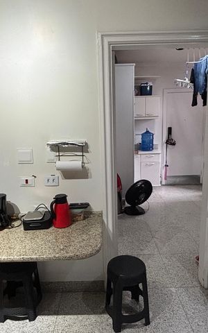 Apartamento à venda com 260m², 4 quartos e 4 vagas Apartamento à venda com 260m², 4 quartos e 4 vagasCozinha