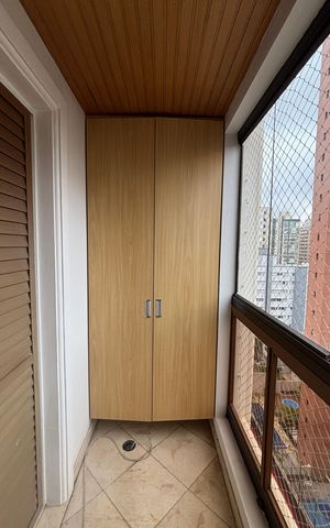 Apartamento à venda com 260m², 4 quartos e 4 vagas Apartamento à venda com 260m², 4 quartos e 4 vagasSuite 1 Varanda