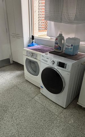 Apartamento à venda com 260m², 4 quartos e 4 vagas Apartamento à venda com 260m², 4 quartos e 4 vagasÁrea de Serviço