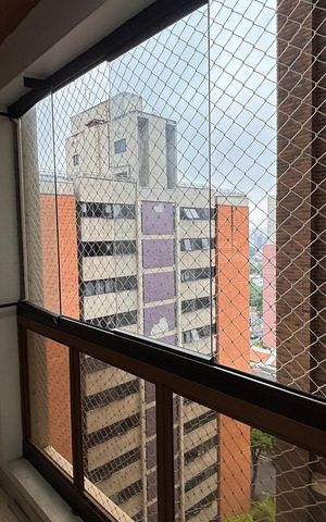 Apartamento à venda com 260m², 4 quartos e 4 vagas Apartamento à venda com 260m², 4 quartos e 4 vagasSala de Jantar Varanda