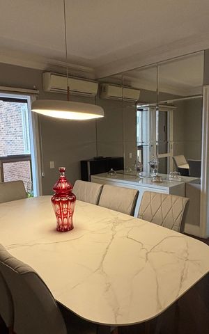 Apartamento à venda com 260m², 4 quartos e 4 vagas Apartamento à venda com 260m², 4 quartos e 4 vagasSala de Jantar