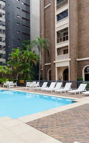 Apartamento à venda com 260m², 4 quartos e 4 vagas Apartamento à venda com 260m², 4 quartos e 4 vagasPiscina