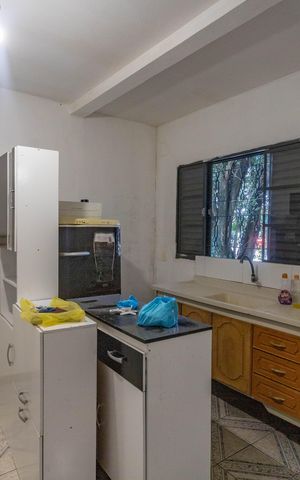 Casa à venda com 207m², 6 quartos e 2 vagas Casa à venda com 207m², 6 quartos e 2 vagasCasa 2 - cozinha
