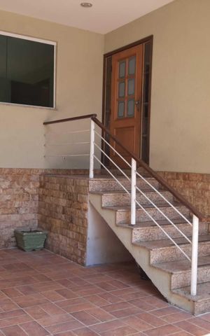 Casa de condomínio à venda com 169m², 4 quartos e 2 vagas