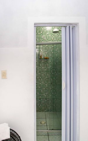 Casa à venda com 250m², 10 quartos e 3 vagasBanheiro Casa 2