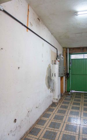 Casa à venda com 250m², 10 quartos e 3 vagasGaragem