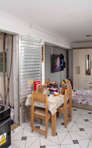 Casa à venda com 250m², 10 quartos e 3 vagasQuarto Cozinha Casa 4