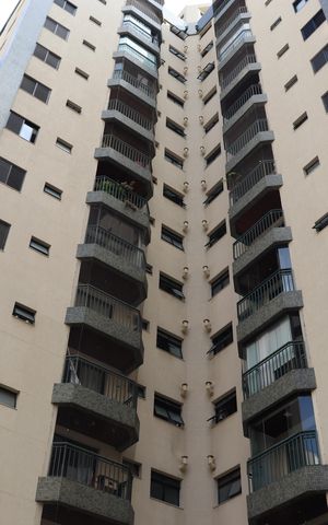 Apartamento à venda com 55m², 2 quartos e 1 vagaFachada