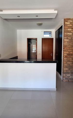 Studio para alugar com 32m², 1 quarto e 1 vaga Studio para alugar com 32m², 1 quarto e 1 vagaStudio