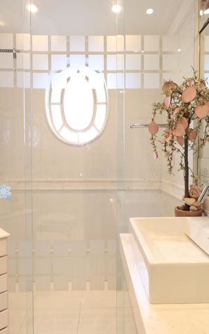 Apartamento à venda com 288m², 4 quartos e 5 vagasBanheiro da Suíte 1