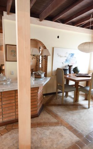 Casa à venda com 360m², 4 quartos e 3 vagasSala