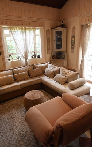 Casa à venda com 360m², 4 quartos e 3 vagasSala