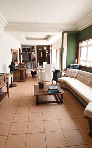 Casa à venda com 360m², 4 quartos e 3 vagasSala 2