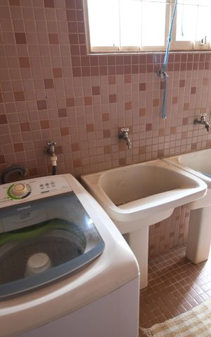 Casa à venda com 360m², 4 quartos e 3 vagasÁrea de Serviço
