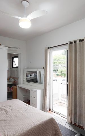 Casa à venda com 128m², 4 quartos e 2 vagas Casa à venda com 128m², 4 quartos e 2 vagasSuíte