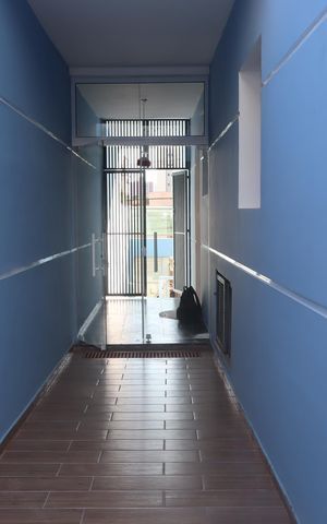 Casa para alugar com 180m², 2 quartos e 4 vagasCorredor externo