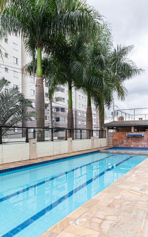 Apartamento à venda com 92m², 4 quartos e 1 vaga Apartamento à venda com 92m², 4 quartos e 1 vagaÁrea comum - Piscina