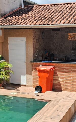 Casa de condomínio à venda com 360m², 4 quartos e 3 vagas