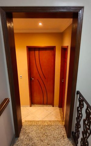 Casa de condomínio à venda com 360m², 4 quartos e 3 vagas