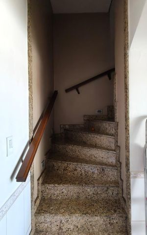 Casa de condomínio à venda com 360m², 4 quartos e 3 vagas