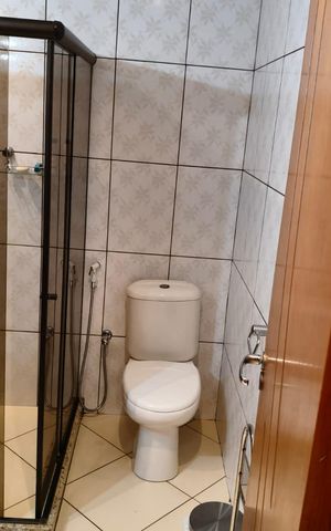 Casa de condomínio à venda com 360m², 4 quartos e 3 vagas