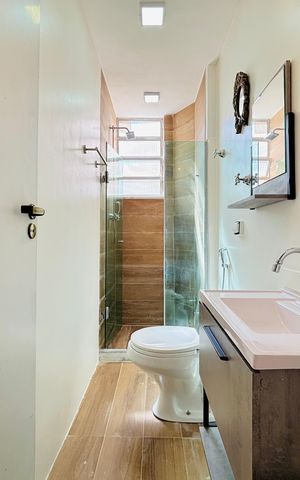 Apartamento para alugar com 142m², 3 quartos e 1 vaga Apartamento para alugar com 142m², 3 quartos e 1 vagaBanheiro social