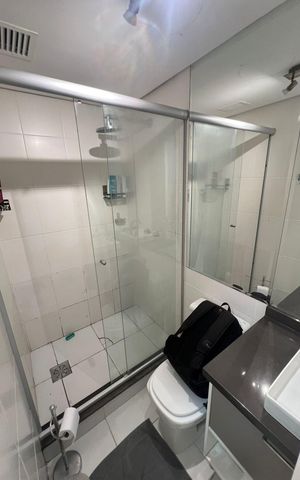 Apartamento à venda com 90m², 2 quartos e 1 vaga Apartamento à venda com 90m², 2 quartos e 1 vagaBanheiro