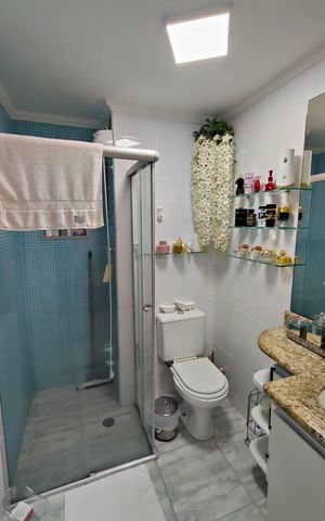 Apartamento à venda com 54m², 2 quartos e sem vaga Apartamento à venda com 54m², 2 quartos e sem vagaBanheiro