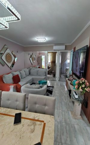 Apartamento à venda com 54m², 2 quartos e sem vaga Apartamento à venda com 54m², 2 quartos e sem vagaSala