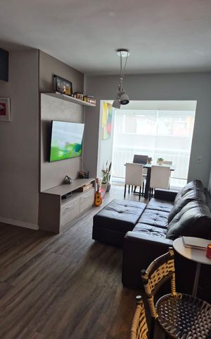 Apartamento à venda com 67m², 2 quartos e 1 vaga Apartamento à venda com 67m², 2 quartos e 1 vagaSala
