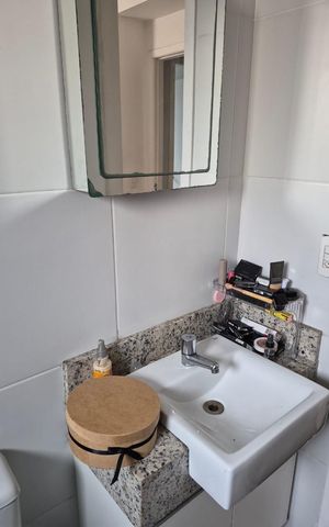 Apartamento à venda com 67m², 2 quartos e 1 vaga Apartamento à venda com 67m², 2 quartos e 1 vagaBanheiro