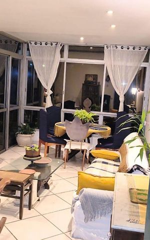 Apartamento para alugar com 120m², 3 quartos e 1 vaga Apartamento para alugar com 120m², 3 quartos e 1 vagaSala