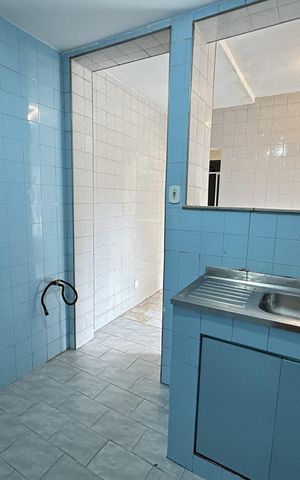 Apartamento à venda com 64m², 2 quartos e sem vagaCozinha