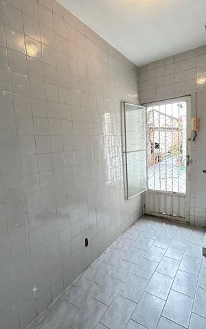 Apartamento à venda com 64m², 2 quartos e sem vagaÁrea de Serviço