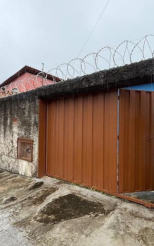 Casa para alugar com 120m², 3 quartos e 3 vagas Casa para alugar com 120m², 3 quartos e 3 vagasFachada