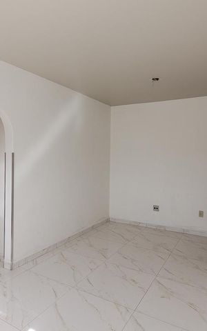 Apartamento à venda com 68m², 2 quartos e sem vaga Apartamento à venda com 68m², 2 quartos e sem vagaSala