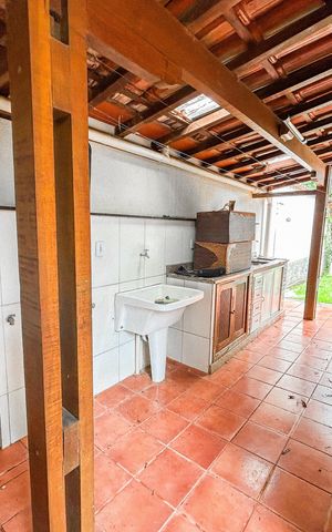 Casa de condomínio à venda com 750m², 3 quartos e 4 vagas