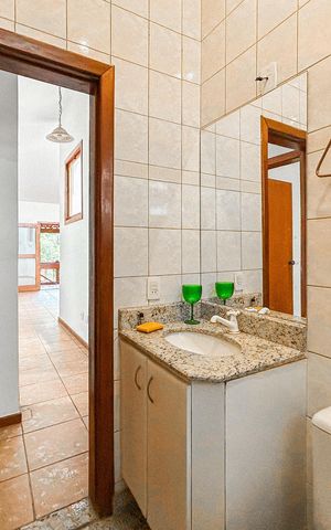 Casa de condomínio à venda com 750m², 3 quartos e 4 vagas