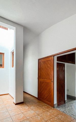 Casa de condomínio à venda com 750m², 3 quartos e 4 vagas