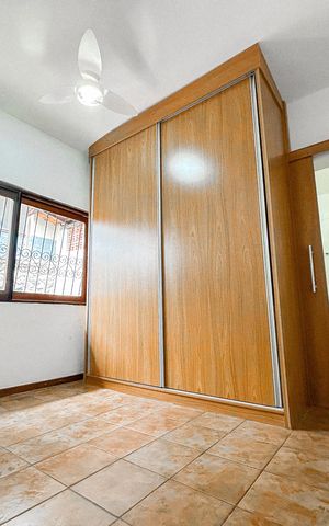 Casa de condomínio à venda com 750m², 3 quartos e 4 vagas