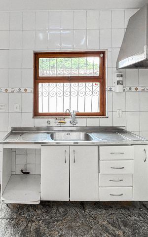 Casa de condomínio à venda com 750m², 3 quartos e 4 vagas