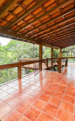Casa de condomínio à venda com 750m², 3 quartos e 4 vagas